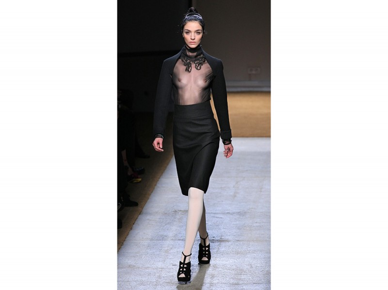 Mariacarla-Boscono-stefano-pilati-for-ysl-2009