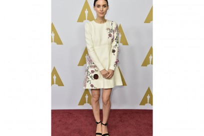 Rooney Mara in Giambattista Valli