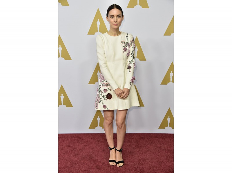 Rooney Mara in Giambattista Valli