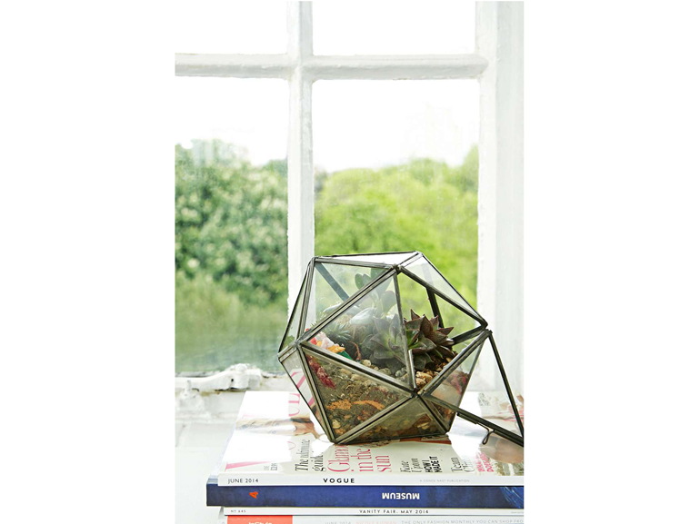 Serra Urban Ourtfitters