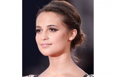 alicia-vikander-chignon-basso