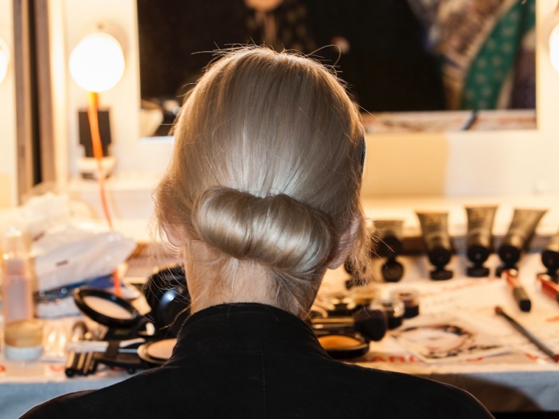 erdem-autunno-inverno-2016-backstage-beauty-11