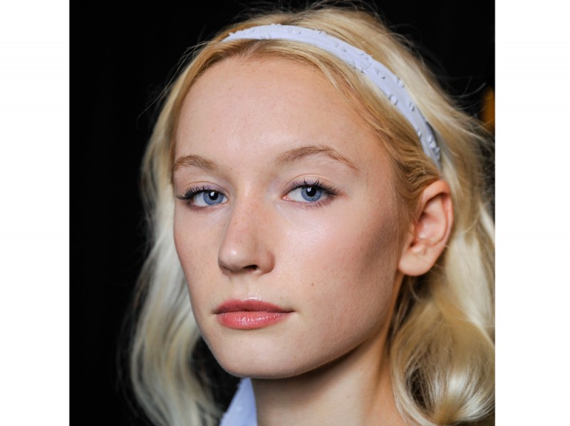 eyeliner-tendenze-primavera-estate-2016-Erin-Fetherston