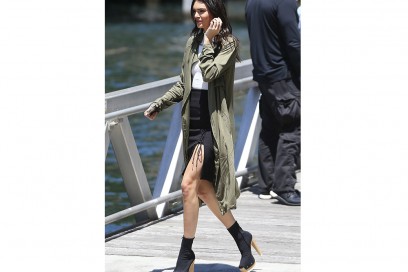 kendall jenner stivali con plateau