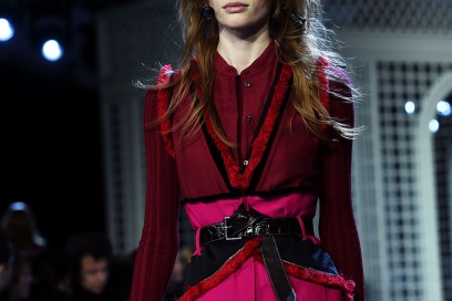 nyfw-rosso-e-fucsia-altuzarra