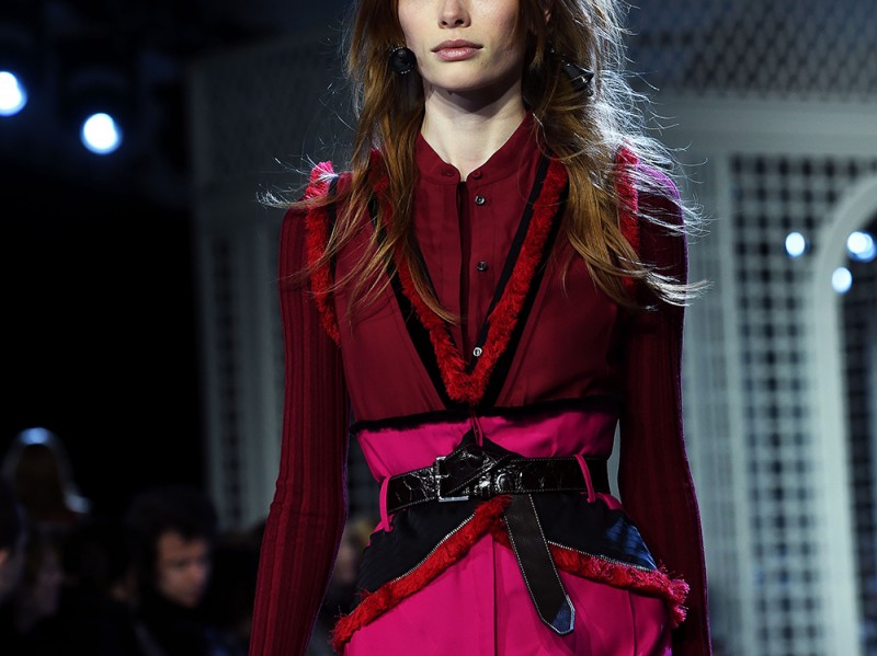 nyfw-rosso-e-fucsia-altuzarra