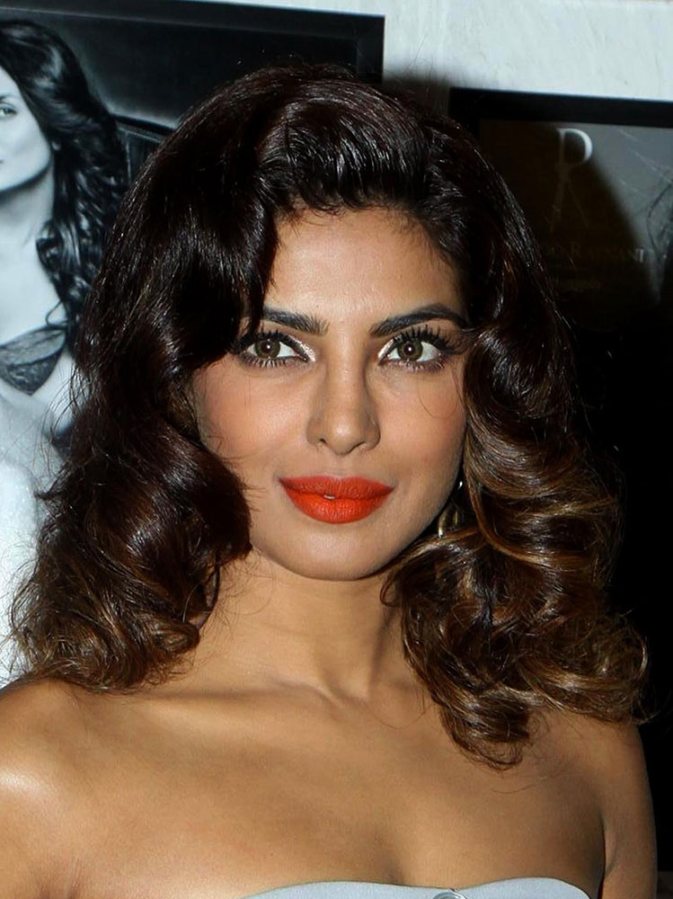 priyanka-chopra-beauty-look-07