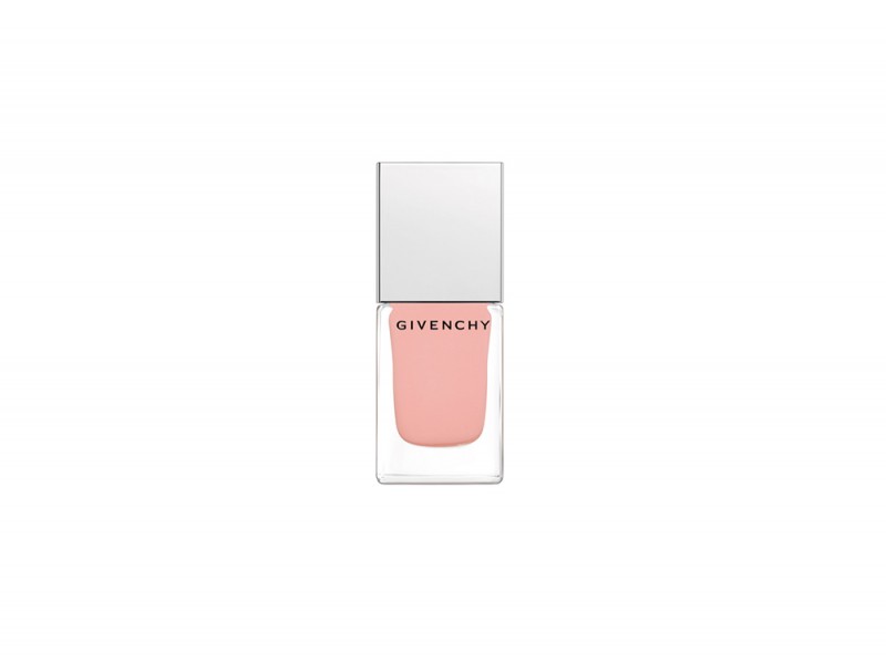 smalti-nude-tendenze-unghie-primavera-2016-givenchy-le-vernis-rose-divin