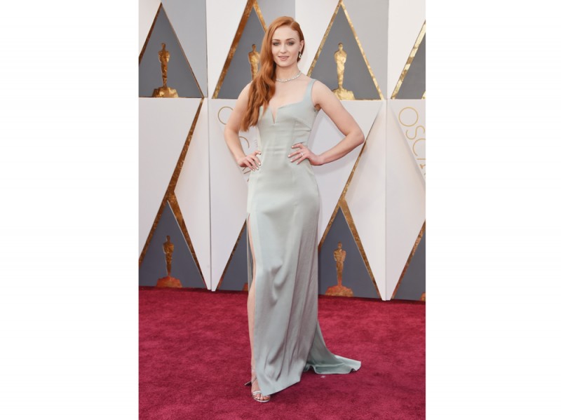 sophie-turner-oscar-2016