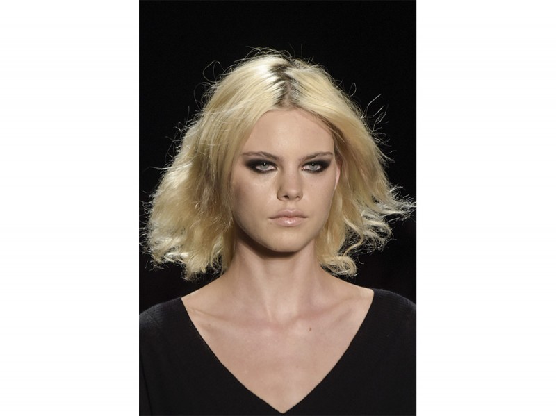 tagli-capelli-medi-primavera-estate-2016-Thomas-Wylde_bty_W_S16_NY_007_2243270