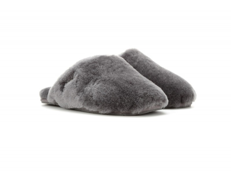 ugg-slippers