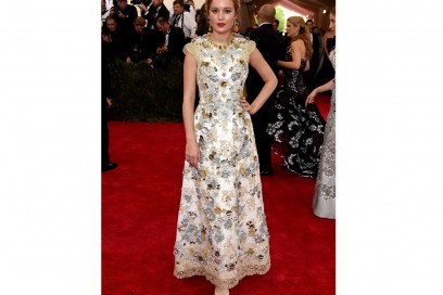 Brie Larson in Dolce e Gabbana met gala 2015