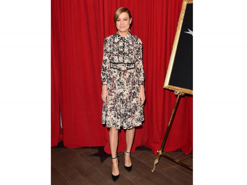 Brie Larson in gucci e jimmy choo