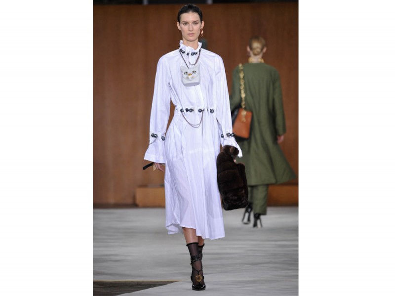 Loewe_ful_W_F16_PA_005