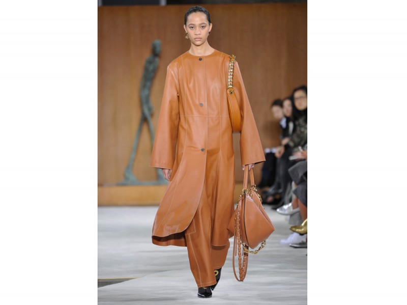 Loewe_ful_W_F16_PA_012