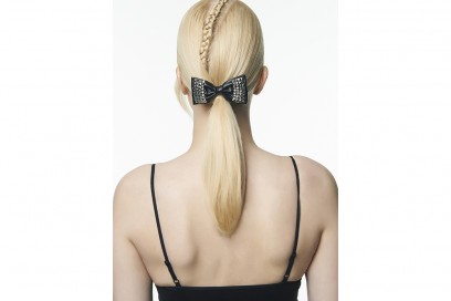 capelli-coda-di-cavallo-TONI&GUY BIKER BOW