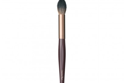 charlotte-tilbury-powder-sculpt-brush