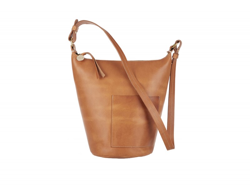 clare v bucket bag