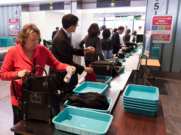 controlli sicurezza aereo