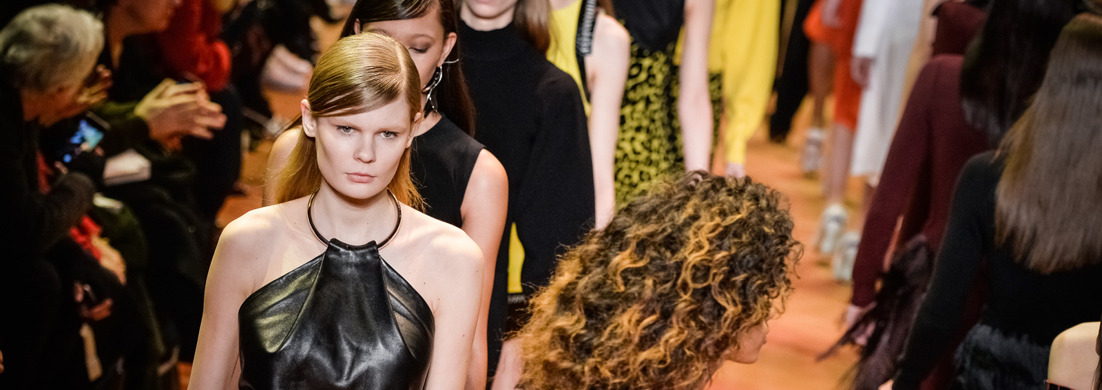 cover-mugler-16-desktop