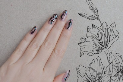 dream-catcher-nail-art