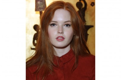 ellie-bamber-beauty-look-3