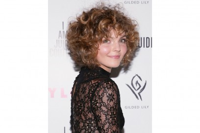 frangia-capelli-ricci-lunghi-corti-2016-camren-bicondova