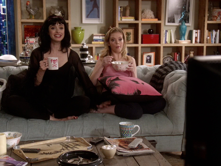 june chloe interno 23