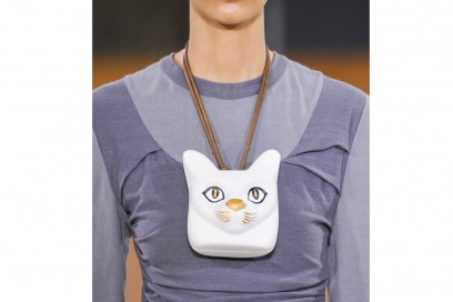 loewe-monile-cat