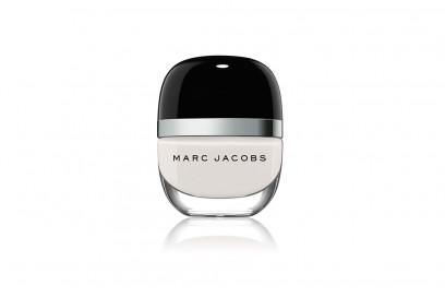 marc-jacobs-white-snow