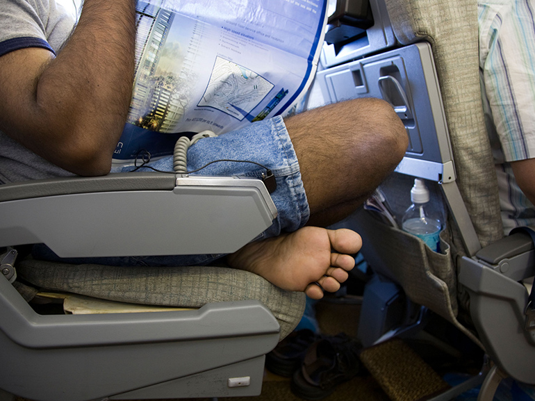 passeggero piede aereo