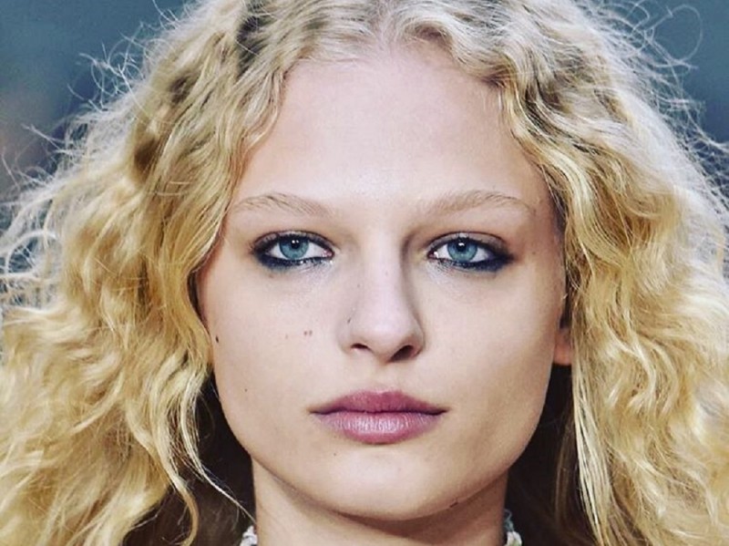 pfw-fw-2016-beauty-look-chloe