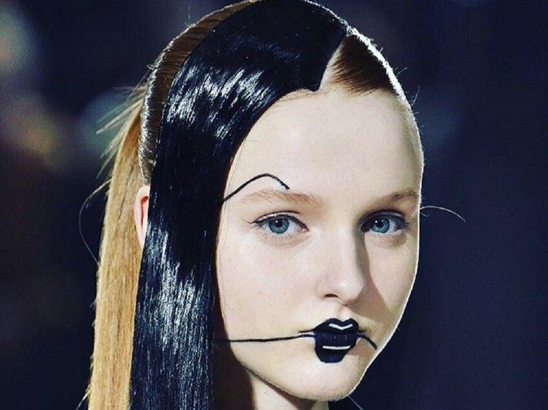 pfw-fw-2016-beauty-look-yohji-yamamoto