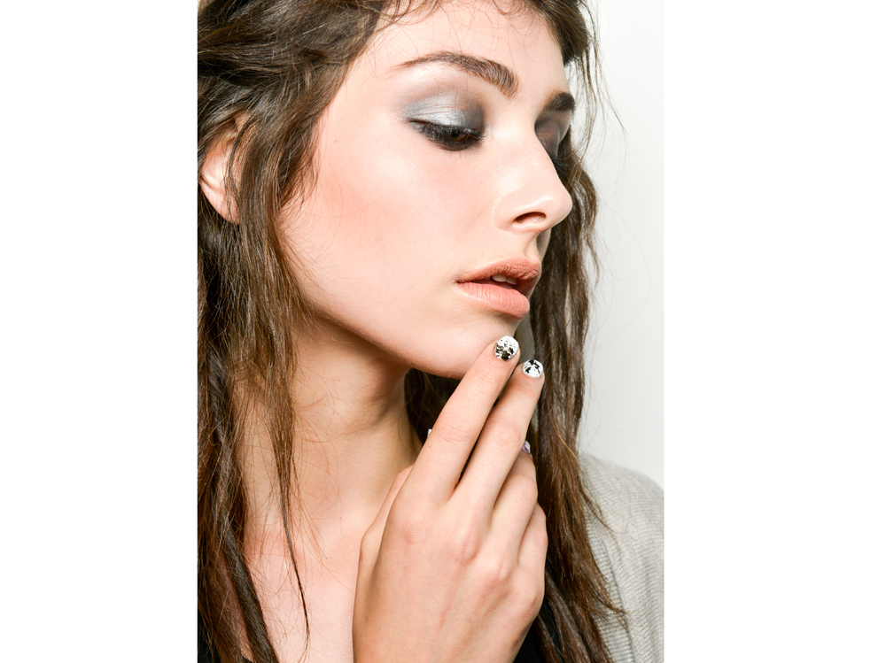 trucco-labbra-rossetti-lipgloss-nude-primavera-2016-Nicole-Miller-SS-2016