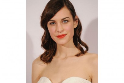 Alexa-Chung-capelli-acconciatura-vintage