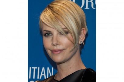 Charlize-Theron-capelli-ciuffo-extra