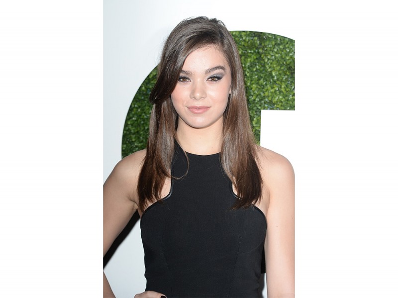 Hailee Steinfeld Beauty Look 3