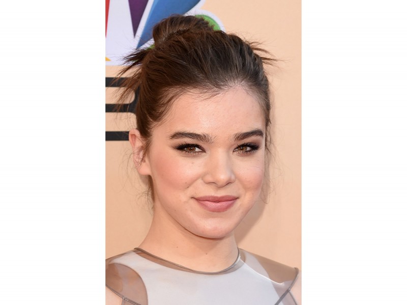 Hailee Steinfeld Beauty Look 6