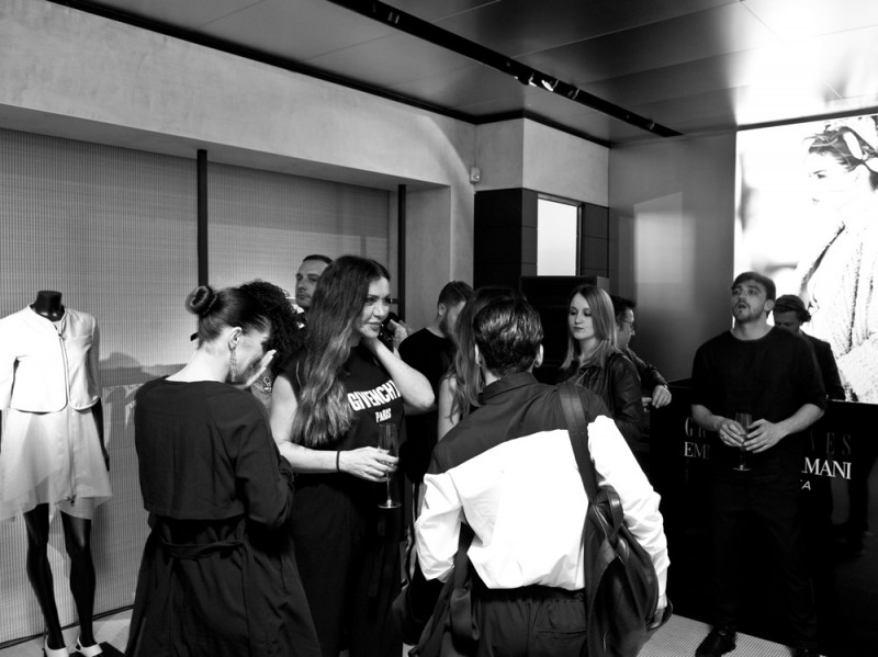 Grazia-Loves-Emporio-Armani_Napoli_16