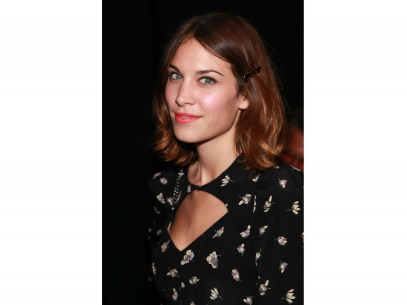 alexa-chung-beauty-look3