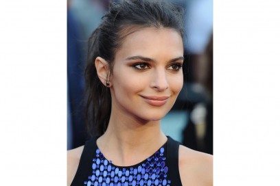 capelli-coda-di-cavallo-Emily-Ratajkowski