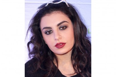 charlie xcx make up 10