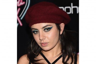 charlie xcx make up 6