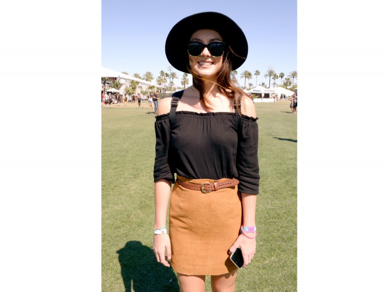 coachella-top-off-shoulders