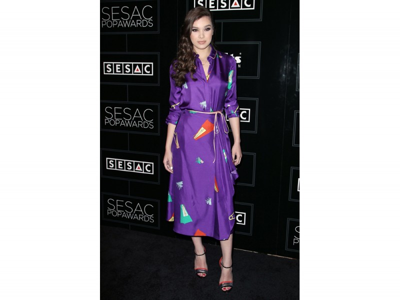 hailee-steinfeld-olycom