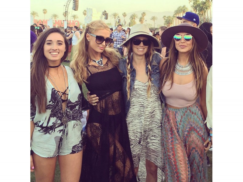 paris-hilton-coachella