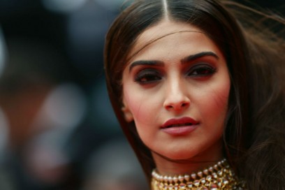 sonam-kapoor-make-up