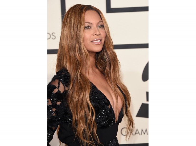 tagli capelli viso ovale beyonce