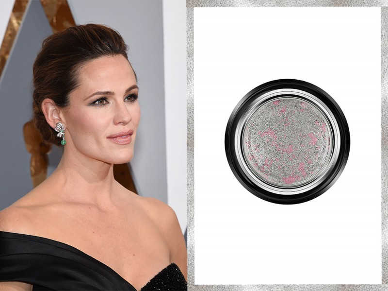 trucco-correttivo-difetti-star-Occhi-piccoli-Jennifer-Garner