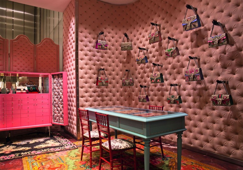 Dionysus-DIY-corner-in-Montenapoleone_5a